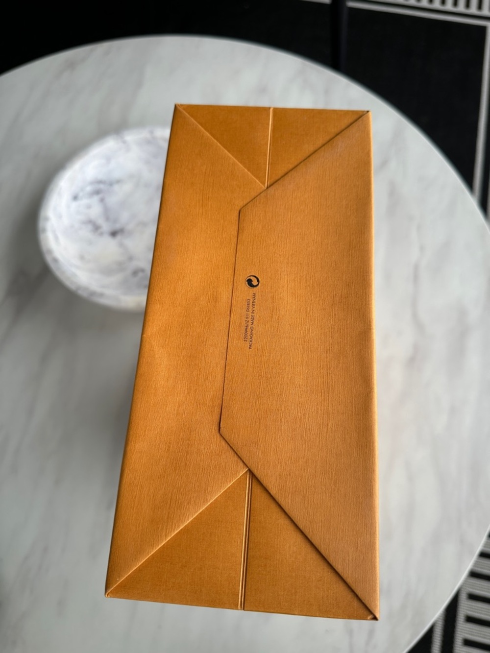 Louis Vuitton Orange Gift Bag - Picture 6 of 8